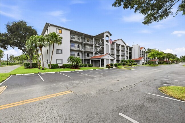 Building Photo - 1400 SW 124th Terrace