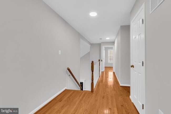 Building Photo - 13072 Autumn Willow Dr