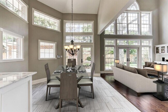 Building Photo - 14822 Bramblewood Dr