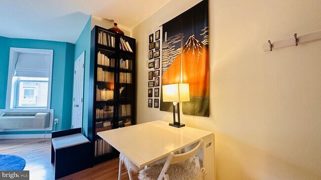 Building Photo - 1816 Kalorama Rd NW