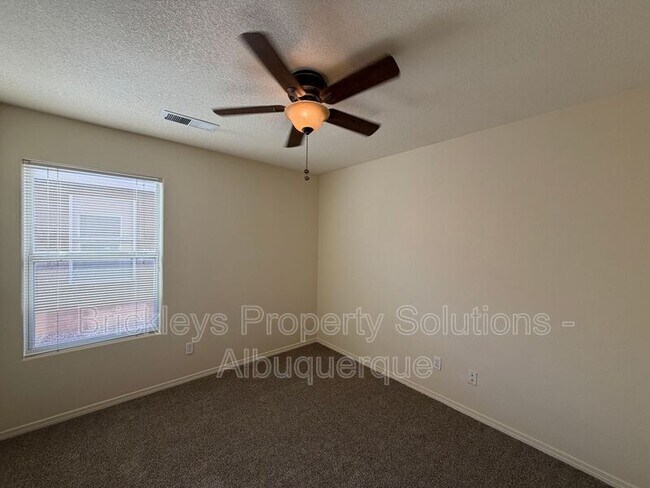 Building Photo - 7704 Woodstar Ave NW