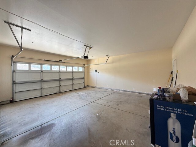 Building Photo - 17210 Volante Ct
