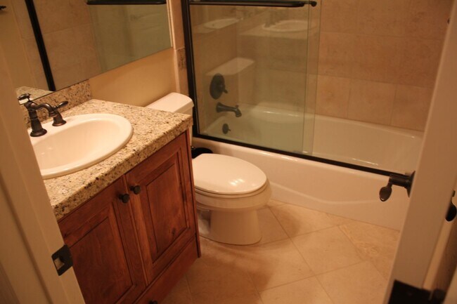 Building Photo - Ivy Lane Townhome | Provo