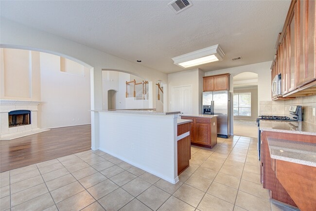 Building Photo - 18306 Wendy Glinn Way