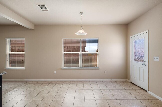 Building Photo - 231 Northern Flicker St