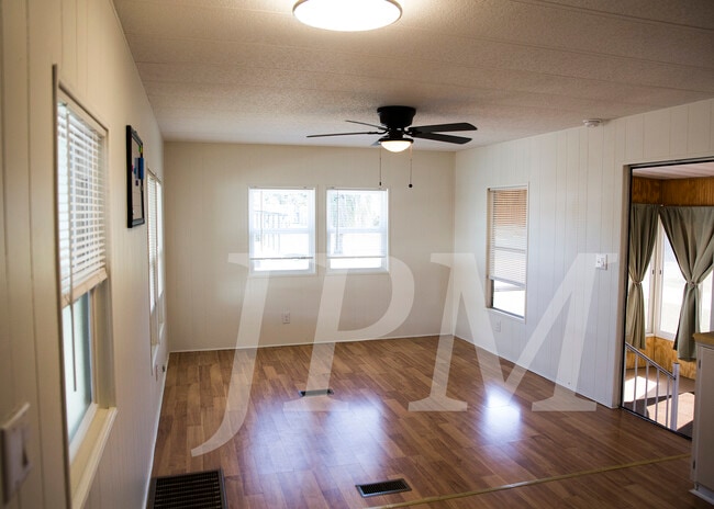 Building Photo - 4509 Autumn Palm Dr