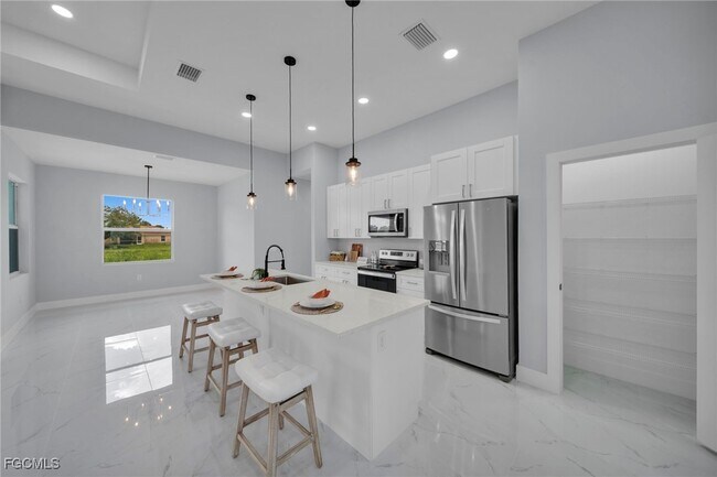 Building Photo - 3706 16th St W