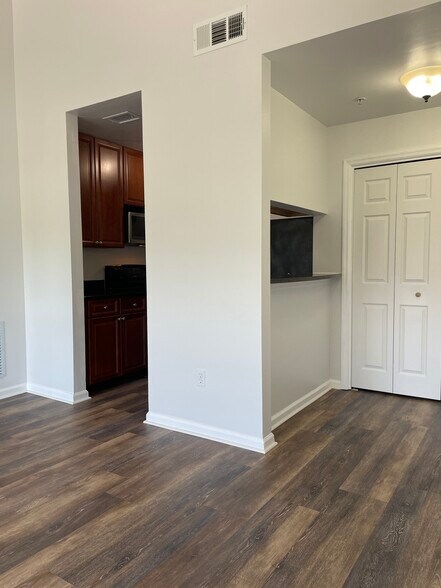 Building Photo - 11901 4th St N