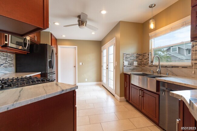 Building Photo - $4,200 | 3br/2ba Single Family Home in Kum...