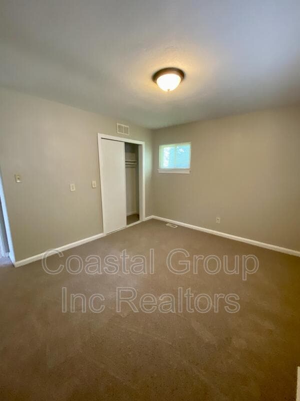 Building Photo - 5309 Julianna Dr