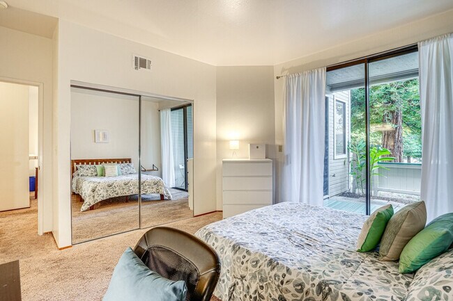 Building Photo - 3641 West Ct