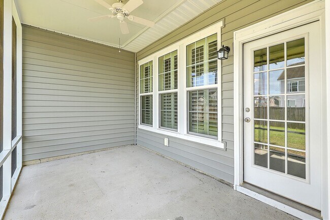 Building Photo - *Approved Application Received*