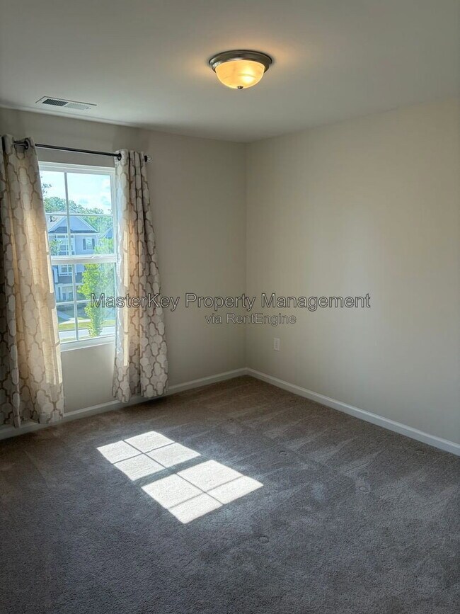 Building Photo - 1383 Herb Garden Way