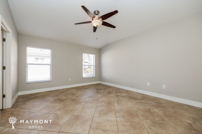 Building Photo - 2615 Queen Alberta Dr