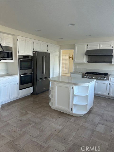 Building Photo - 28451 Fieldbrook