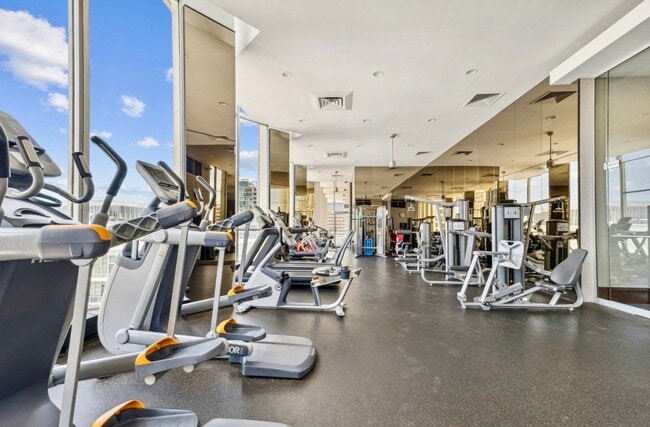 Building Photo - 535 N Michigan Ave