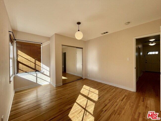 Building Photo - 8011 Stewart Ave