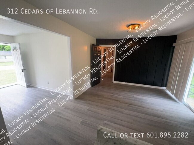Building Photo - 312 Cedars of Lebanon Rd