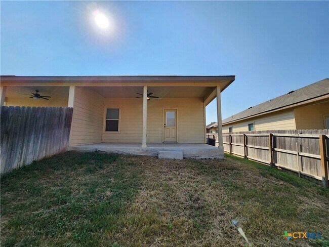 Building Photo - 224 Ragsdale Way