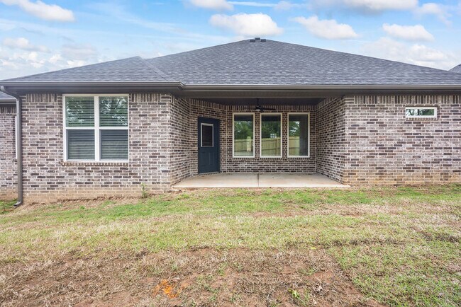 Building Photo - 1509 Padova Ave