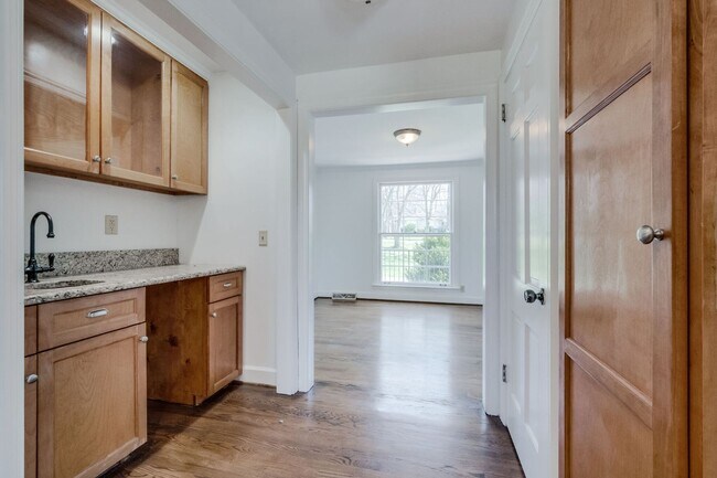 Building Photo - 795 Greeley Dr