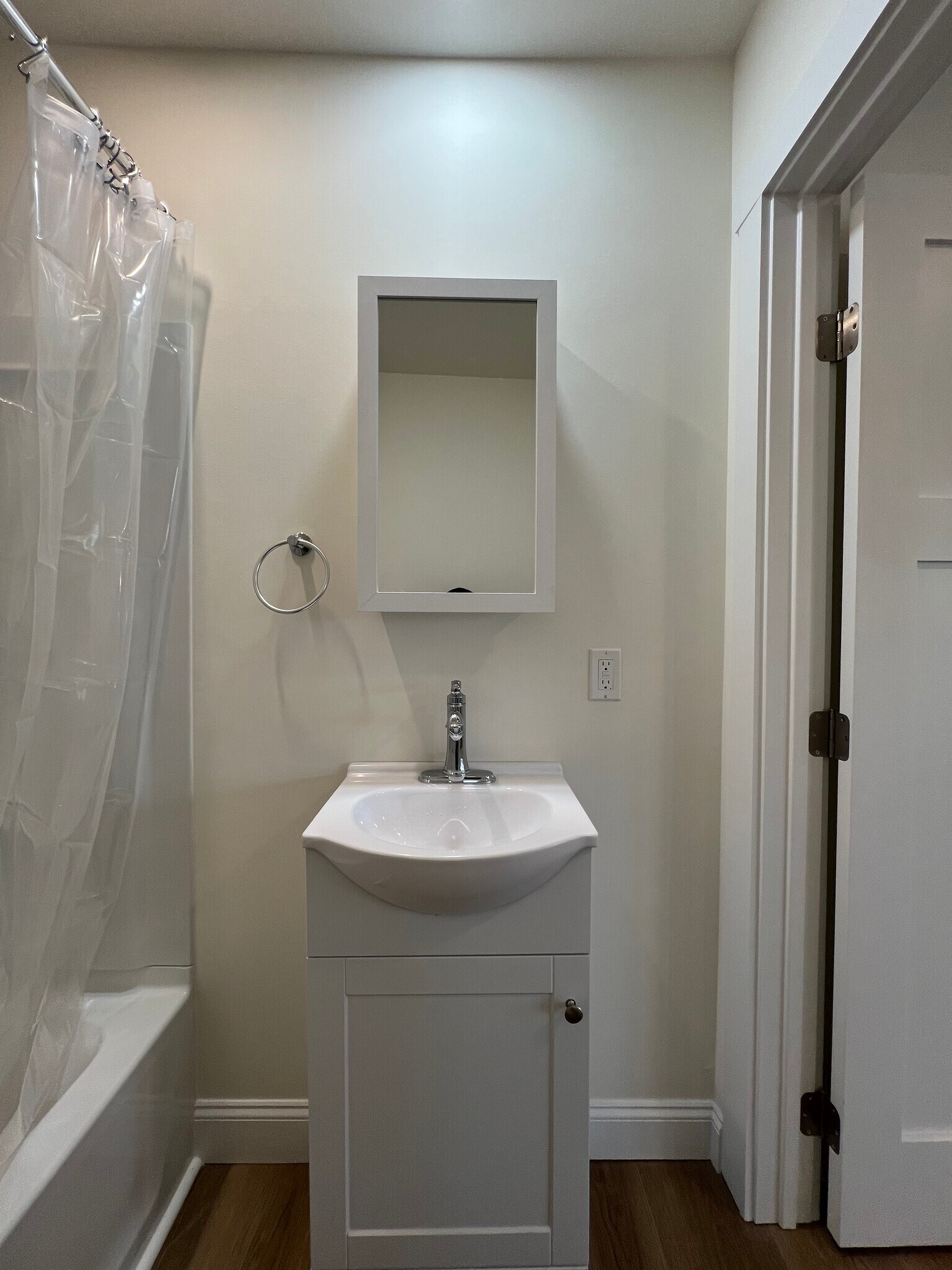 Building Photo - 1461 W King St