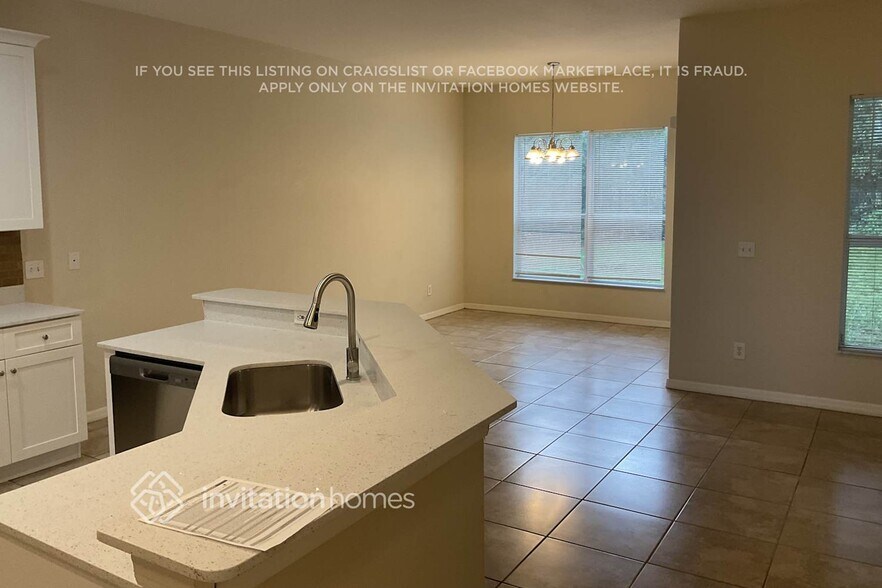 Building Photo - 2548 Sand Hill Point Cir