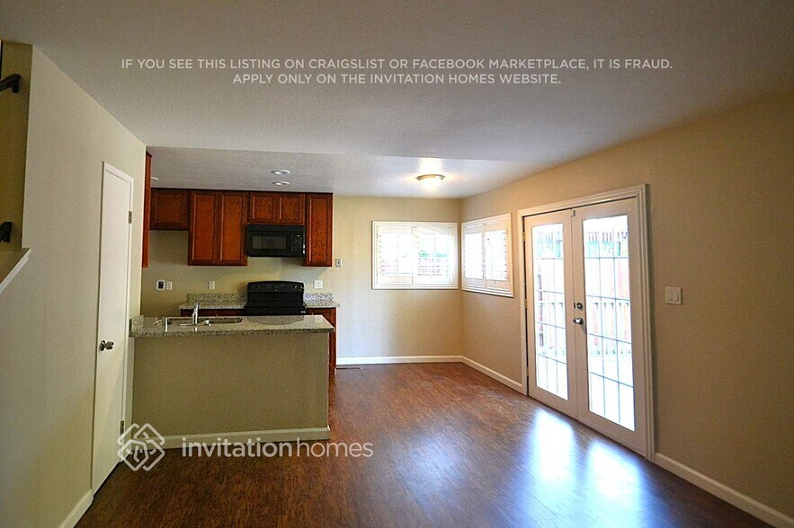 Building Photo - 1204 Waxwing Ln