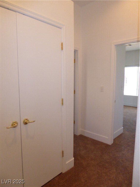 Building Photo - 2833 Vista Butte Dr