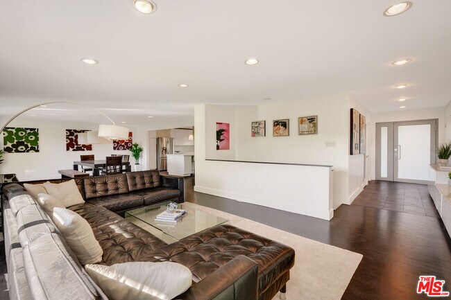 Building Photo - 2388 Kimridge Rd