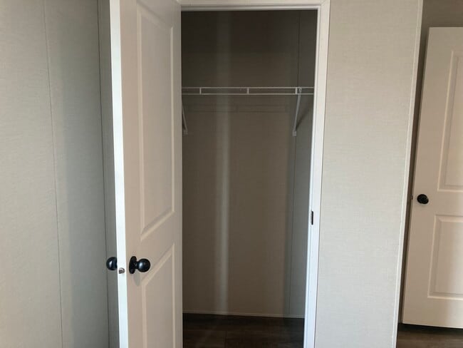 Building Photo - 107 Bluejay Hill