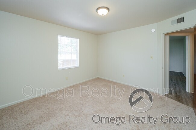 Building Photo - 2020 High School Rd