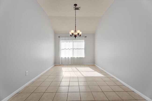 Building Photo - 21015 Hidden Bridle Ct