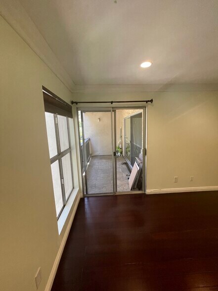 Building Photo - 3113 Raintree Cir