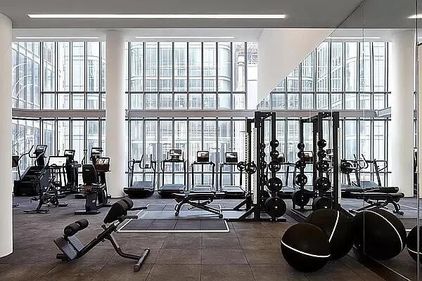 Building Photo - 565 Broome St