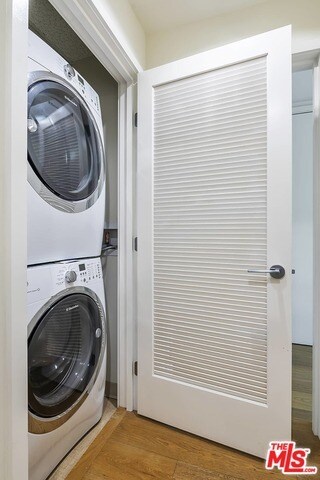 Building Photo - 1705 Ocean Ave