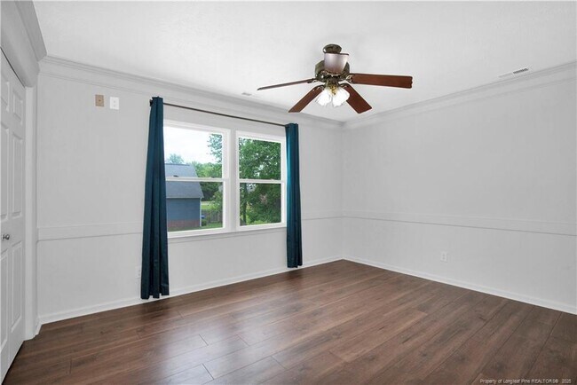 Building Photo - 5704 Kindley Dr