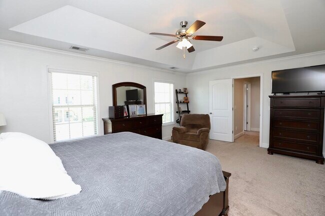 Building Photo - 545 Curlew Cir