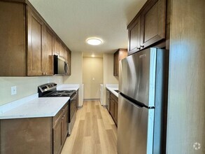 Building Photo - AVAILABLE NOW! Newly Renovated 2 Bedroom D...