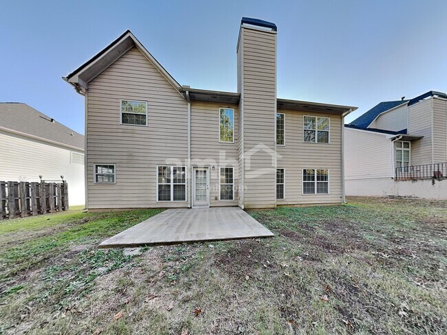 Building Photo - 383 Vine Mountain Way