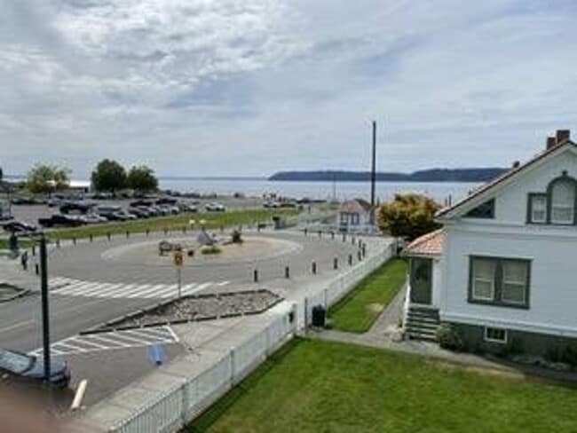 Building Photo - RARE on the Waterfront, beach, Sound view ...