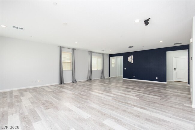 Building Photo - 12586 Huckleberry Oak Ave