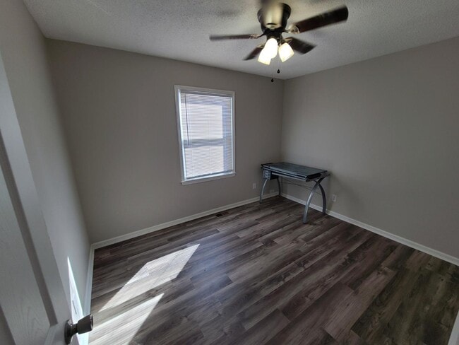 Building Photo - 134 Calvin Ct