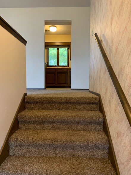 Building Photo - 1235 Thiher Dr