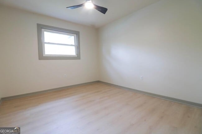 Building Photo - 4396 Greenleaf Cir SW