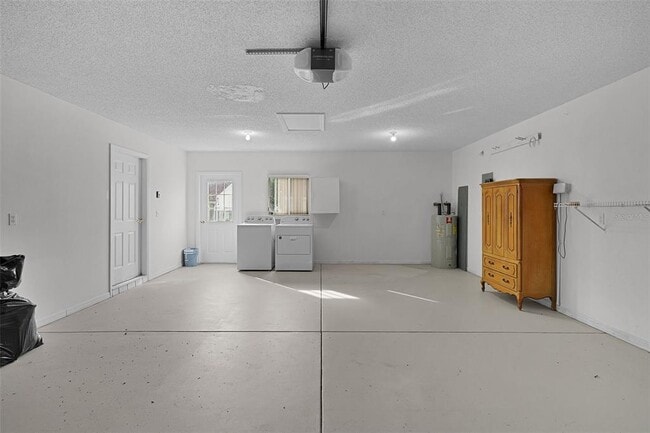 Building Photo - 9389 SE 174th Loop