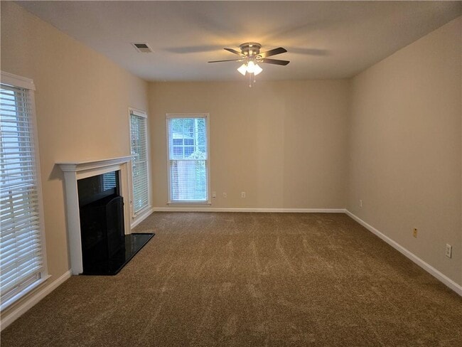Building Photo - 2449 Alston Dr NE