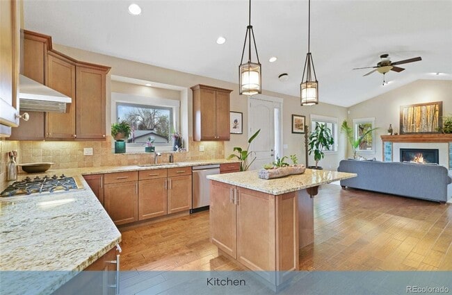 Building Photo - Spacious 3 bed/3.5 bath home in Arvada