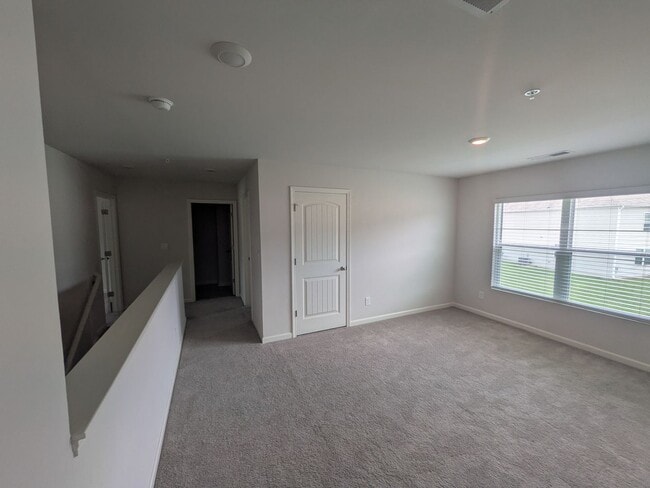 Building Photo - Must see !! In South Fulton