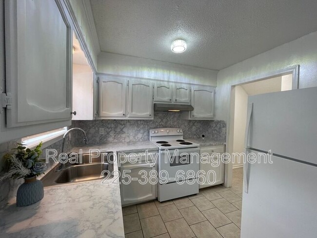 Building Photo - 1511 Cristy Dr
